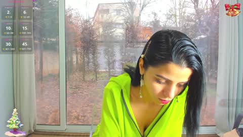 Snapshot of sarah_blake_ chatting on 22, 12, 2024 Sara online show from 22, 12, 2024