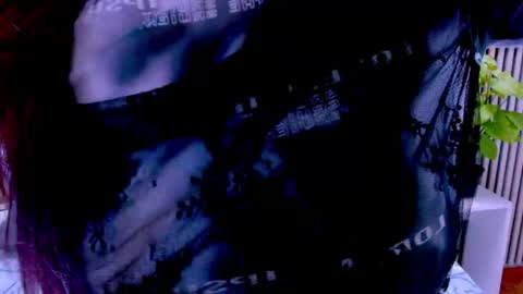 Snapshot of sarah_cream chatting on 9, 5, 2026 Sarah online show from 9, 5, 2026