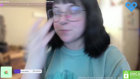 Snapshot of sarah_e_xx chatting on 4, 12, 2024 Sarah online show from 4, 12, 2024