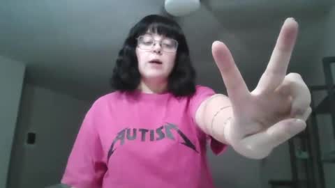 Snapshot of sarah_e_xx chatting on 30, 12, 2024 Sarah online show from 30, 12, 2024