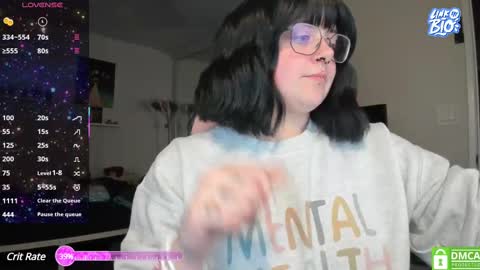 Snapshot of sarah_e_xx chatting on 4, 3, 2025 Sarah online show from 4, 3, 2025