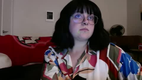 Snapshot of sarah_e_xx chatting on 6, 3, 2025 Sarah online show from 6, 3, 2025