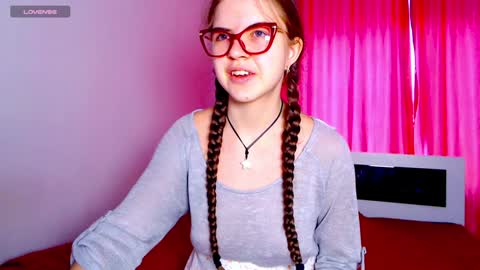 Sarah online show from 11, 12, 2024