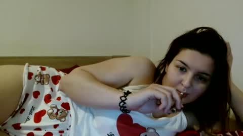 Snapshot of sarah_joulie chatting on 9, 3, 2025 Sarah online show from 9, 3, 2025