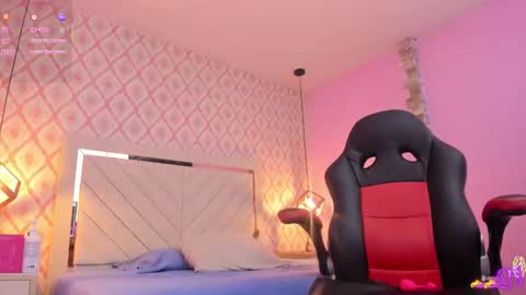 SARAH KEYS  online show from 13, 3, 2026