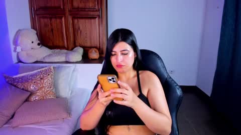 Snapshot of sarah_montale chatting on 8, 1, 2025 Sarah Independent model online show from 8, 1, 2025