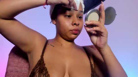 Snapshot of sarah_roussel chatting on 16, 5, 2026 Sarah online show from 16, 5, 2026