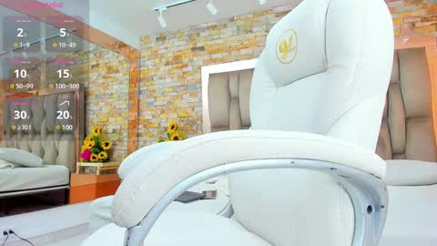 Snapshot of sarah_sanz chatting on 11, 3, 2025 sarah online show from 11, 3, 2025