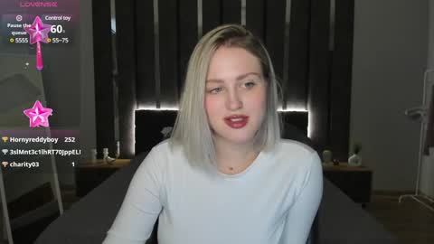 Snapshot of sarah_soul chatting on 4, 2, 2025 Sarah online show from 4, 2, 2025