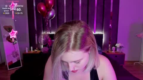 Snapshot of sarah_soul chatting on 12, 3, 2025 Sarah online show from 12, 3, 2025