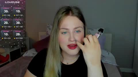 Snapshot of sarah_soul chatting on 1, 10, 2025 Sarah online show from 1, 10, 2025