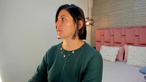 Snapshot of sarahdeyvis chatting on 14, 1, 2025 Sarah Deyvis online show from 14, 1, 2025