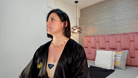 Snapshot of sarahdeyvis chatting on 23, 1, 2025 Sarah Deyvis online show from 23, 1, 2025