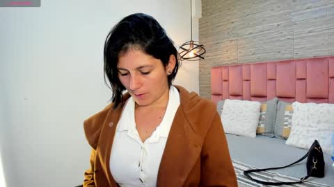 Snapshot of sarahdeyvis chatting on 27, 1, 2025 Sarah Deyvis online show from 27, 1, 2025