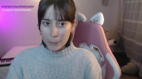 sarahdressler online show from 16, 2, 2025