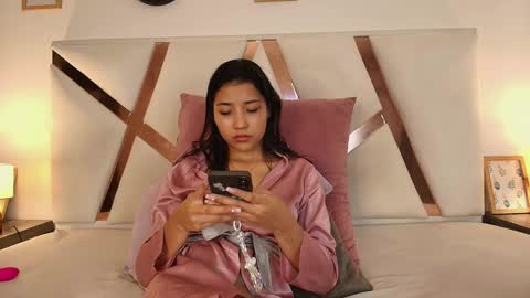 Sarah Evans online show from 28, 12, 2024