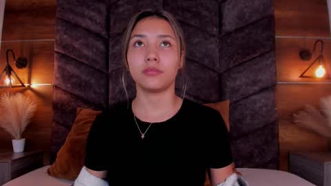 Sarah Evans online show from 2, 3, 2025