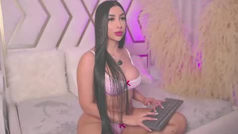 Snapshot of sarahgrey18 chatting on 22, 7, 2026 Sarah online show from 22, 7, 2026