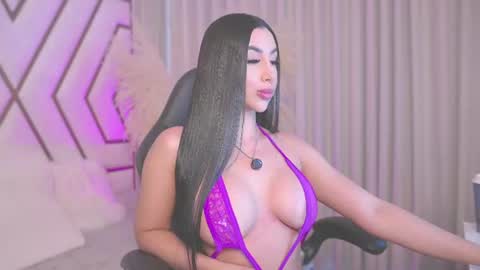 Snapshot of sarahgrey18 chatting on 28, 7, 2026 Sarah online show from 28, 7, 2026