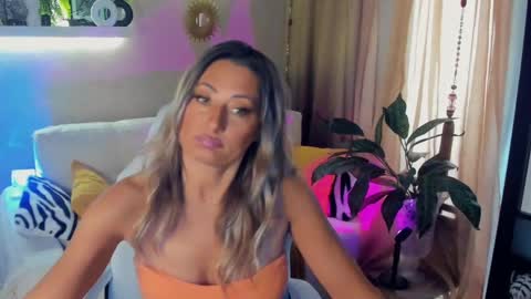 Divine Sarah NONUDE model online show from 26, 5, 2026