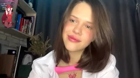 Snapshot of sarahhunnye chatting on 24, 3, 2026 Sarah online show from 24, 3, 2026