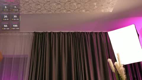 Sarahjadore online show from 16, 11, 2025