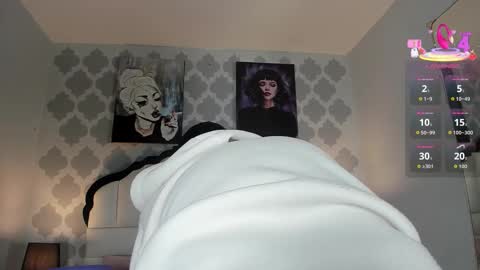 Sarah online show from 3, 11, 2025