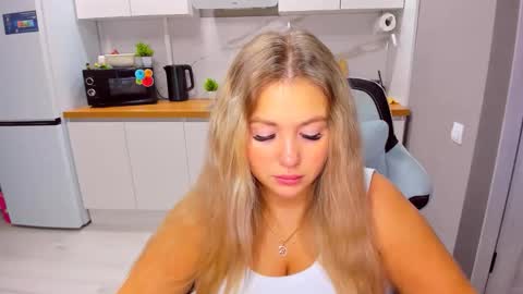 Sarah online show from 26, 10, 2025