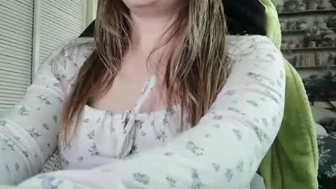 Snapshot of sarahmummy chatting on 15, 2, 2026 Sarah online show from 15, 2, 2026