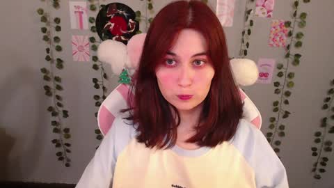 Snapshot of sarakinski chatting on 10, 1, 2025 Sara online show from 10, 1, 2025