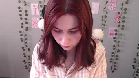 Snapshot of sarakinski chatting on 19, 1, 2025 Sara online show from 19, 1, 2025