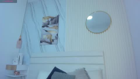 Sara Lewis online show from 12, 3, 2026