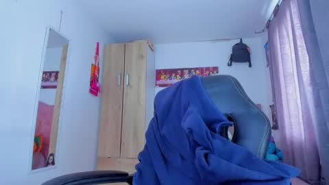 Snapshot of saralolo420 chatting on 27, 12, 2024 sara online show from 27, 12, 2024