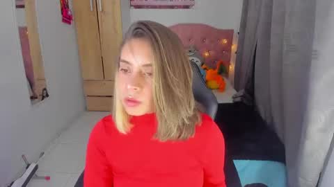 Snapshot of saralolo420 chatting on 9, 1, 2025 sara online show from 9, 1, 2025