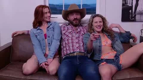 Back from Vacay  Follow for more here  online show from 8, 3, 2025