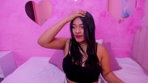   online show from 28, 1, 2025