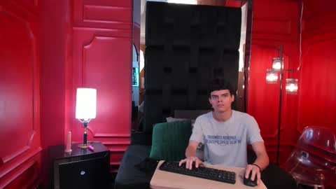 Sara and Edward online show from 5, 11, 2025