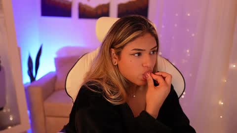 Sara online show from 22, 12, 2024