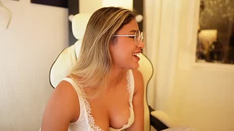 Sara online show from 1, 2, 2025