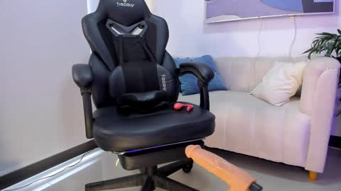 I am Sara  online show from 6, 3, 2025