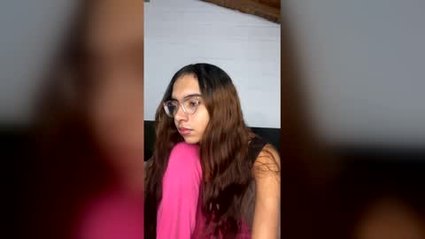 Snapshot of sarasaenz999 chatting on 18, 4, 2026 sarasaenz999 online show from 18, 4, 2026