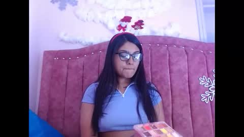 sarastonesx online show from 31, 12, 2024