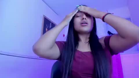 sarastonesx online show from 19, 10, 2025