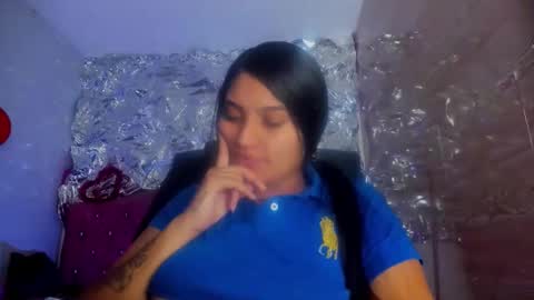 sarastonesx online show from 31, 3, 2026