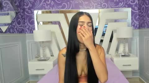 Sara  online show from 1, 2, 2025