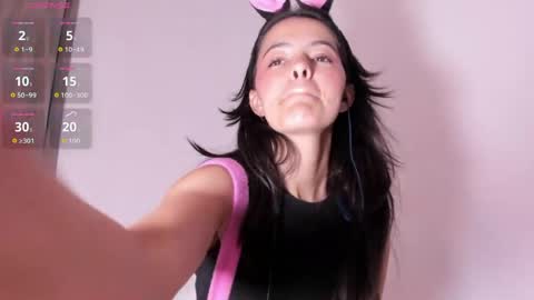 Sara   online show from 6, 4, 2026