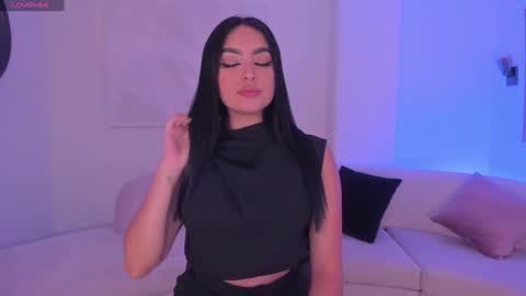 Snapshot of sarawinstone_ chatting on 18, 1, 2025 Sara Winstone online show from 18, 1, 2025