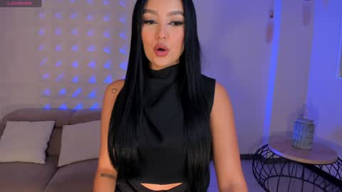 Snapshot of sarawinstone_ chatting on 2, 2, 2025 Sara Winstone online show from 2, 2, 2025