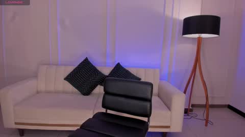 Snapshot of sarawinstone_ chatting on 18, 2, 2025 Sara Winstone online show from 18, 2, 2025