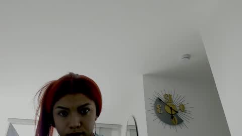 Snapshot of saray2312 chatting on 20, 10, 2025 Saray online show from 20, 10, 2025